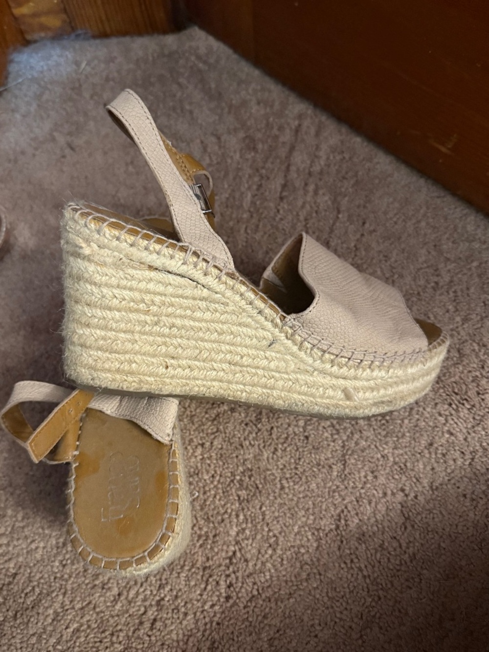 Franco Sarto wedges